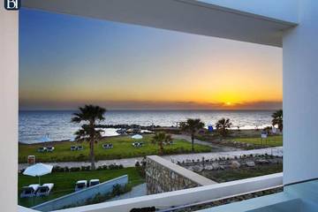 Villa for 6 People in Paphos, South Cyprus, Photo 3