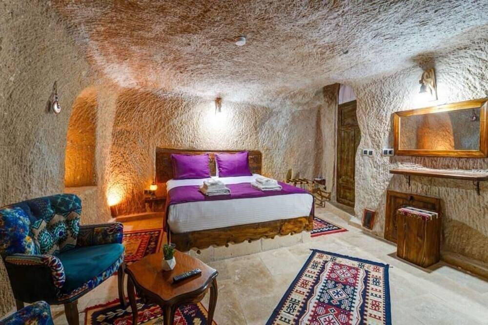 La Vie Cappadocia Authentic Cave Room in Uçhisar, Nevşehir