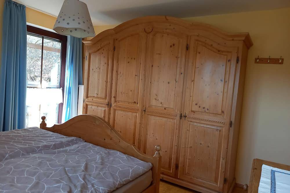 Ferienwohnung \"Waldblick\" im Herzen des Steigerwalds in Oberscheinfeld, Steigerwald