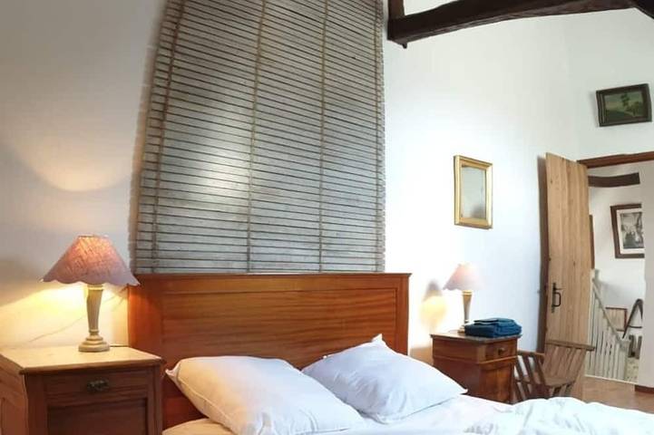 Location de vacances pour 12 personnes, avec terrasse et jardin à Canchy - 4