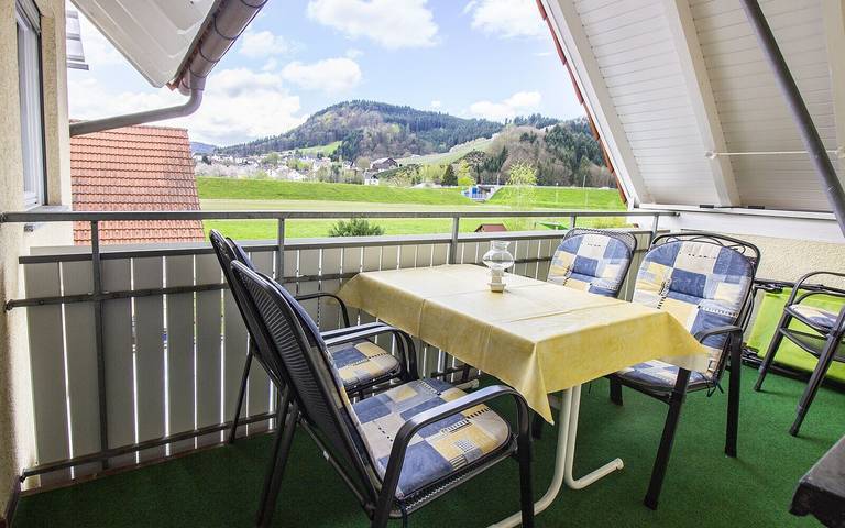 Ferienwohnung für 5 Personen, mit Balkon in Oberkirch - 3