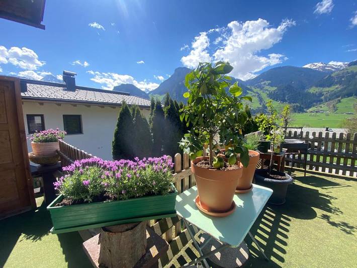 Chambre d’hôte pour 2 personnes, avec Terrasse et Vue à Ramsau im Zillertal - 3