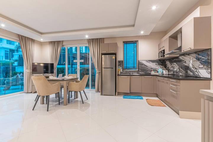 Villa pour 4 personnes, avec terrasse et piscine à Pattaya - 3