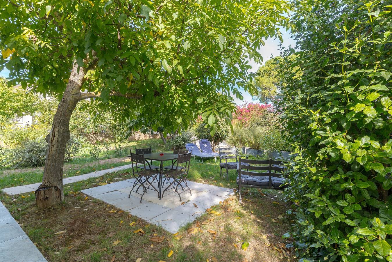 Ganze Wohnung, Apartment 'Studio Indépendant Avec Jardin' mit Wlan und Klimaanlage in Aix-en-Provence, Mittelmeerküste (Frankreich)