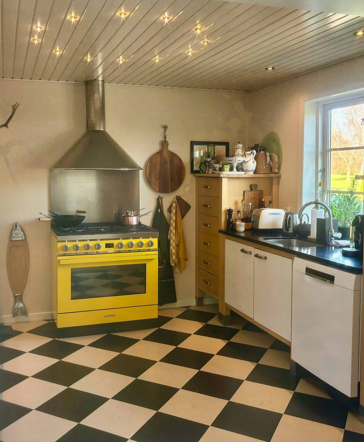 Schönes Blockhaus mit Pool auf Südfünen in Svendborg