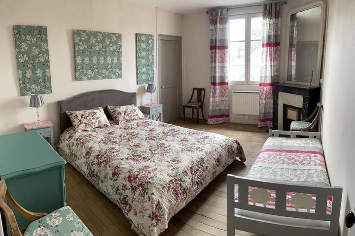 Location de vacances pour 7 personnes, avec jardin, animaux acceptés à Le Petit-Pressigny - 2