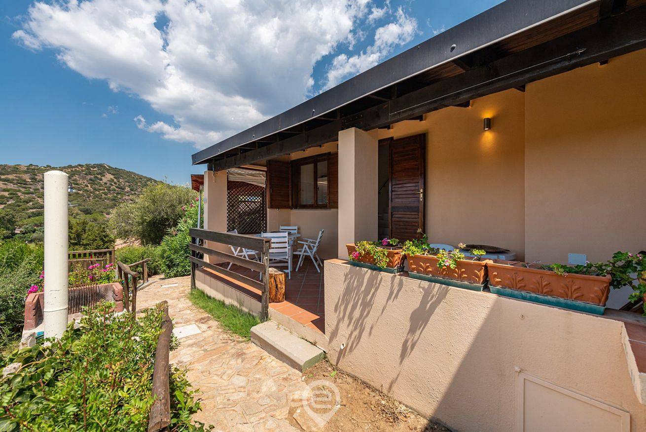 Geheel appartement, Vakantieappartement voor 2 personen met balkon/terras in Simius, Villasimius