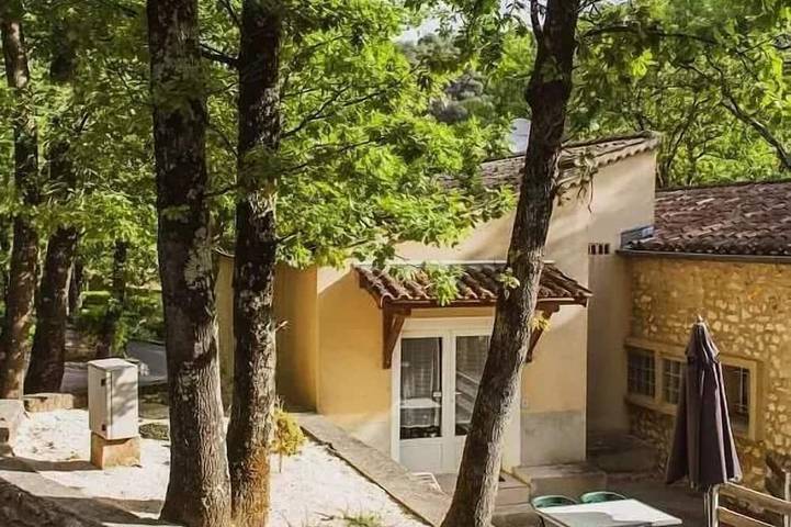 Camping pour 3 personnes dans Gorges de l’Ardèche - 2