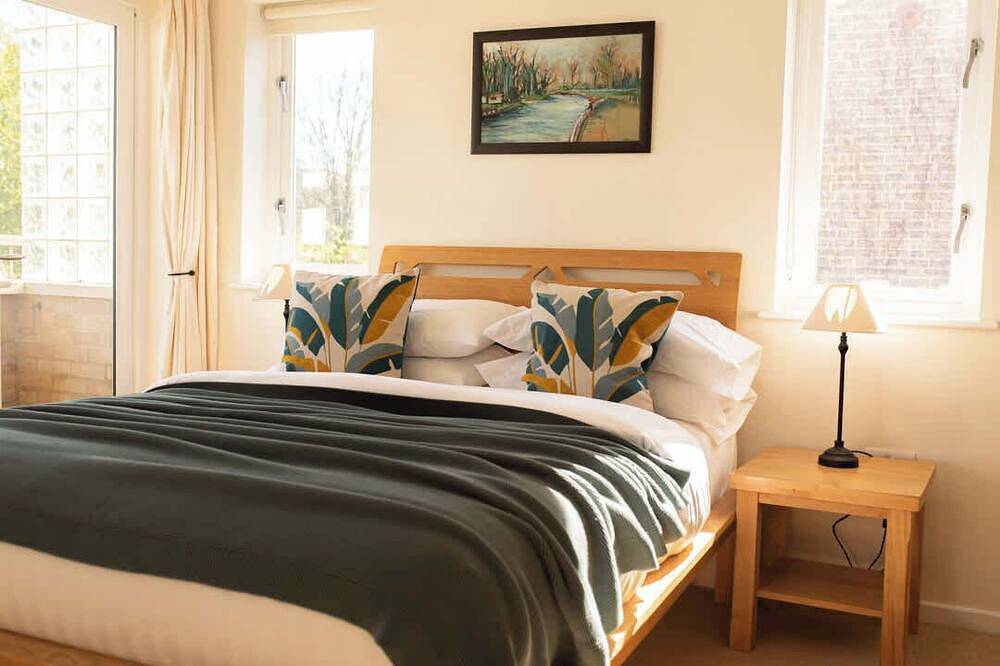 Stylish 3-Bedroom Detached Home in Cambridge in Abbey Ward, Cambridge