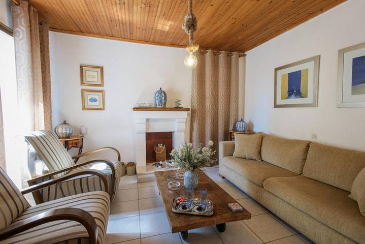 Location de vacances pour 4 personnes, avec jardin et vue dans Kalambáka
