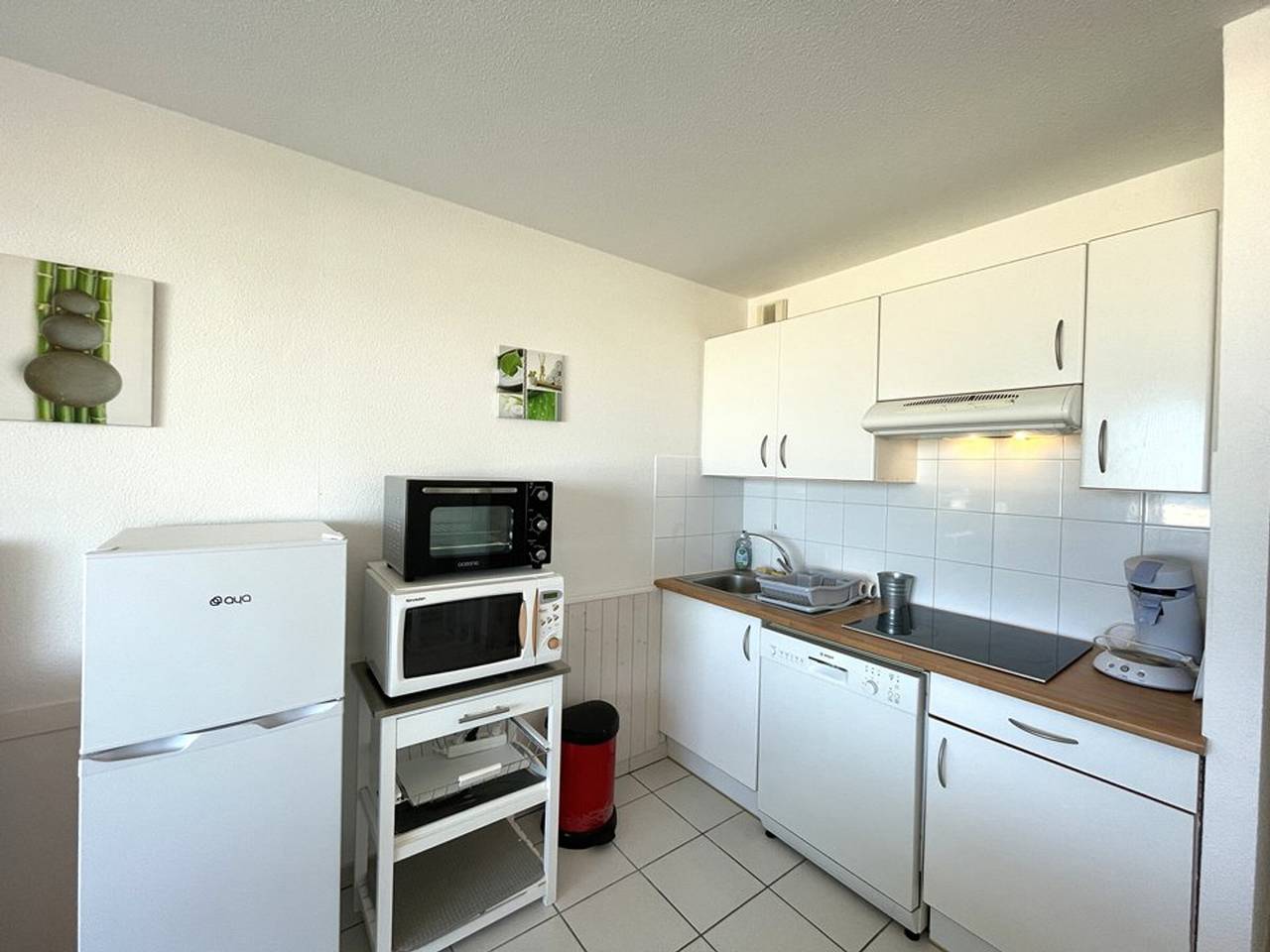 Studio entier, Studio à Vieux-Boucau, proche commerces, parking sécurisé in Vieux-Boucau-les-Bains, Région de Dax