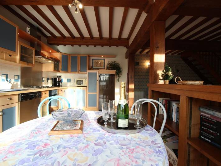 Gîte pour 5 personnes, avec jardin à Lingreville - 4