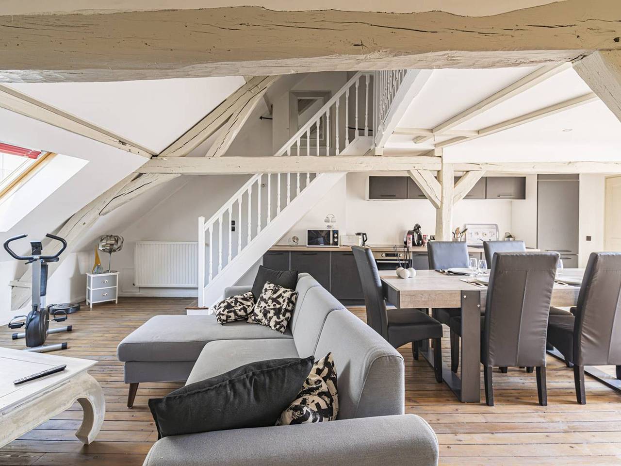 Ganze Wohnung, Moderne Wohnung mit 2 Schlafzimmern in Reims in Reims, Marne
