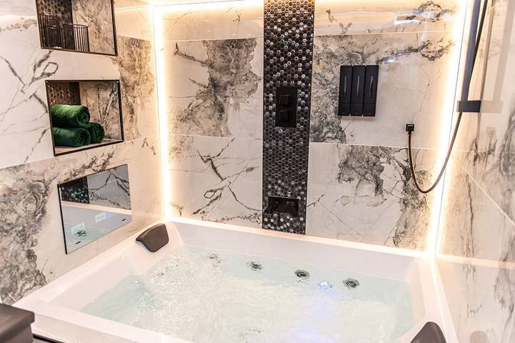 Apartment for 2 people in Huddersfield