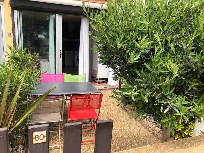 Gîte pour 4 personnes, avec vue et jardin dans Plage du Grazel - 2