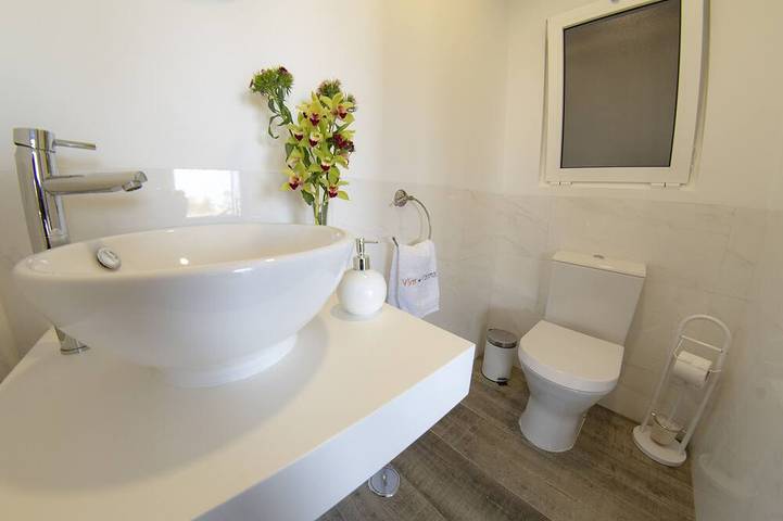 Ferienhaus für 6 Personen, mit Balkon und Garten sowie Pool