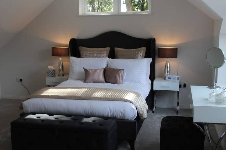 Offenes Ferienhaus nur wenige Gehminuten von Westbourne und Strand entfernt in Poole, Südwestengland