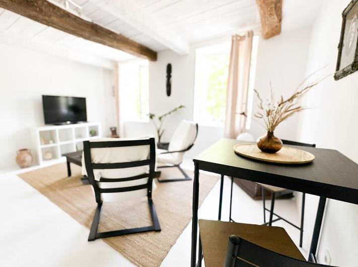 Gîte pour 2 personnes, avec vue et piscine à Bargemon - 2