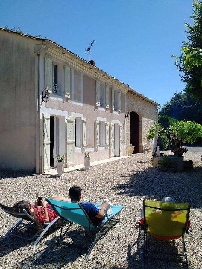Location de vacances pour 6 personnes, avec jardin à Saint-Magne-de-Castillon - 3
