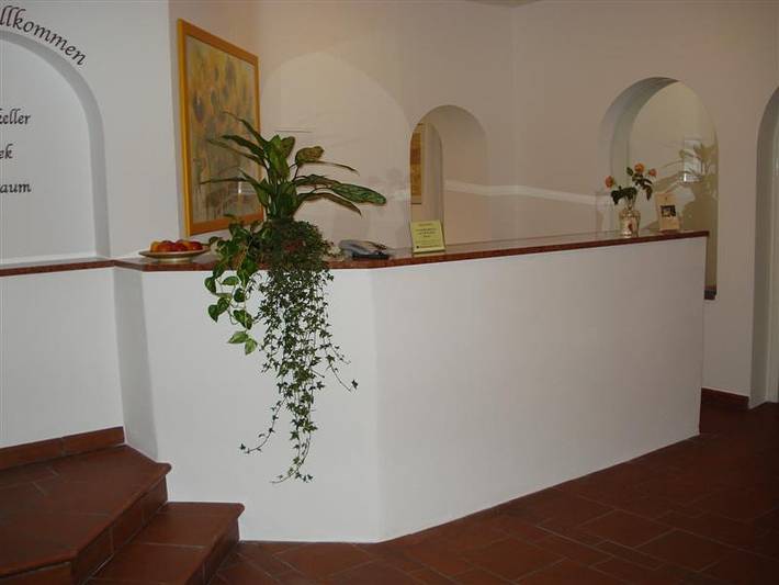 Haus Rufinus am Kloster Seeon-Hotel garni - Einzelzimmer mit Dusche/Wc in Seeon, Seebruck
