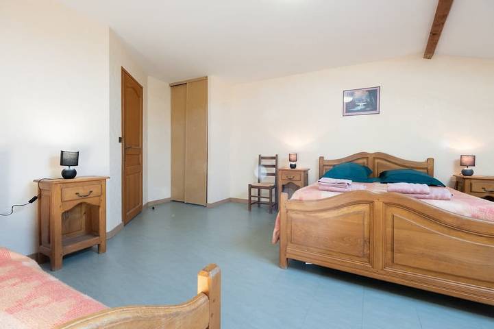 Gîte pour 5 personnes, avec terrasse et jardin à Isches - 4