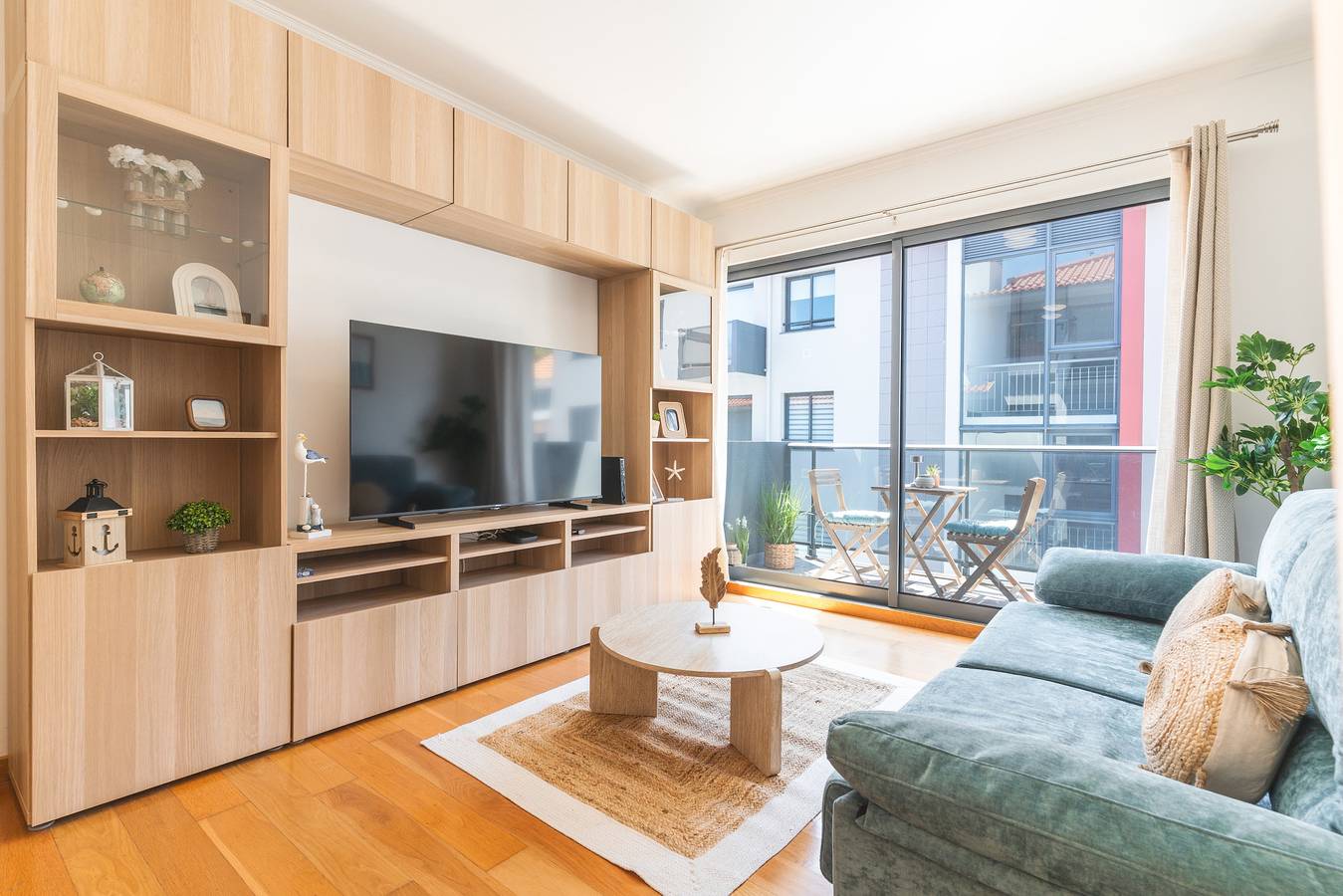 Ganze Wohnung, Coastal Garden Apartment in Caniço, Madeira