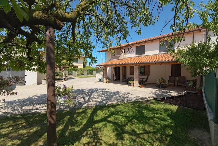 Appartamento vacanze per 6 persone, con piscina e panorama nonché giardino - 1