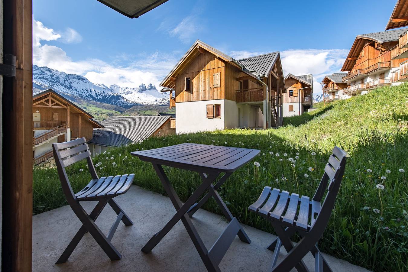 Appartement entier, Appartement 6 à 8 pers. à Albiez-Montrond, 5 min. à pied pistes de ski in Col du Mollard, Albiez-Montrond