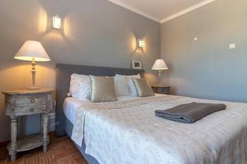 Villa for 8 People in Ferragudo, Faro District, Photo 4