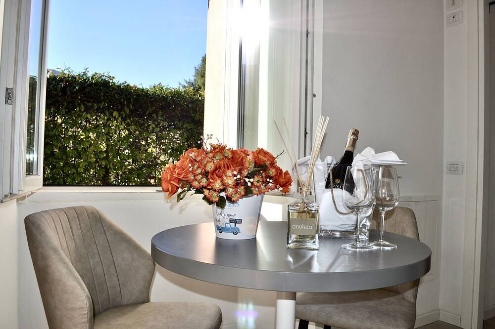 Ganze Wohnung, 2 steps from the lake, Como Lake in Abbadia Lariana, Abbadia Lariana Kommune