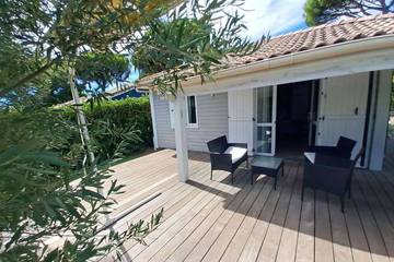 Chalet pour 4 personnes, avec piscine à Gassin