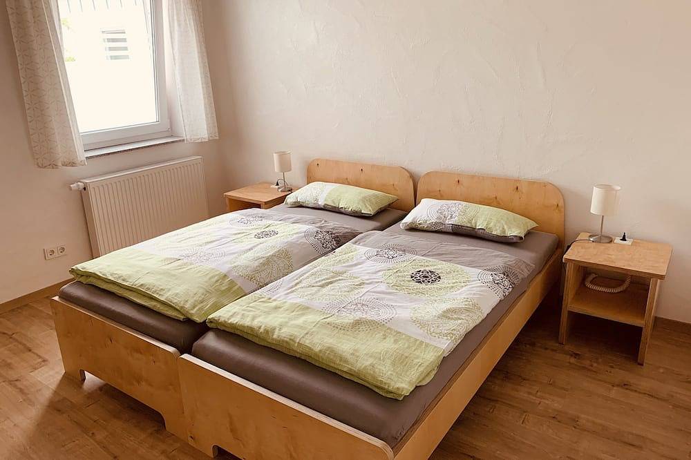 Ganze Wohnung, Ferienwohnung Bad Camberg - Apartment - 3 Hölzer in Bad Camberg, Landkreis Limburg-Weilburg