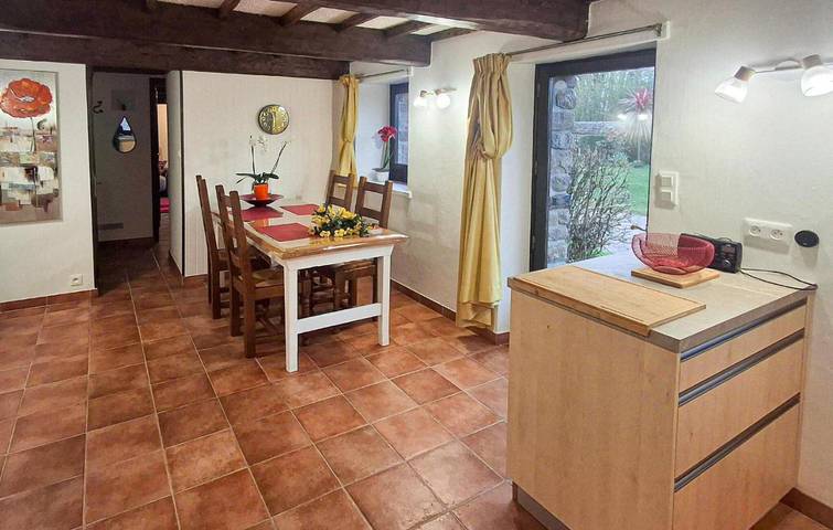 Location de vacances pour 4 personnes, avec jardin à Pléhédel - 4