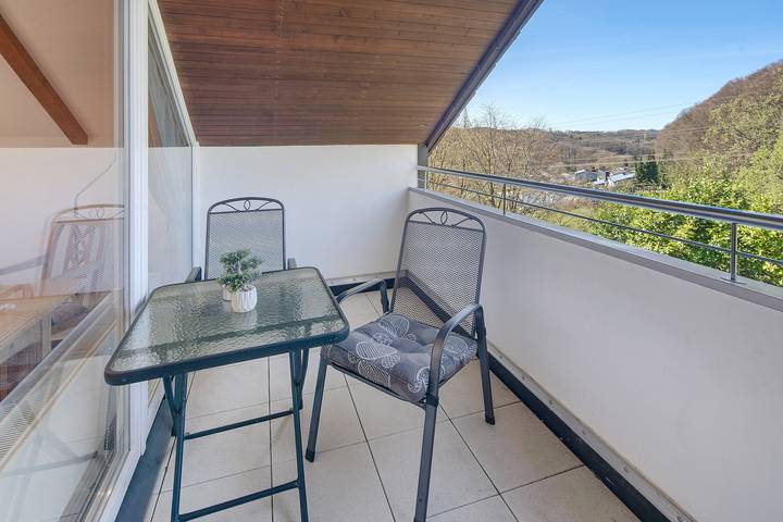 Entire apartment, Beautiful Three-Bedroom Apartment with Balcony in Lüdenscheid, Märkischer Kreis