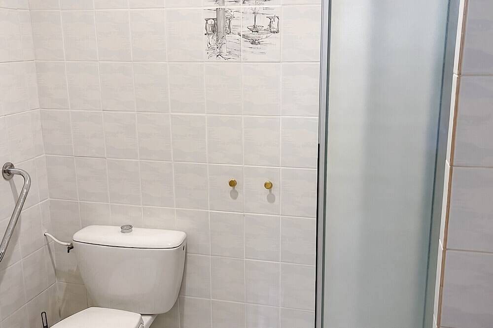 Entire apartment, Homerez - Studio Néris-les-Bains in Néris-les-Bains, Montluçon region