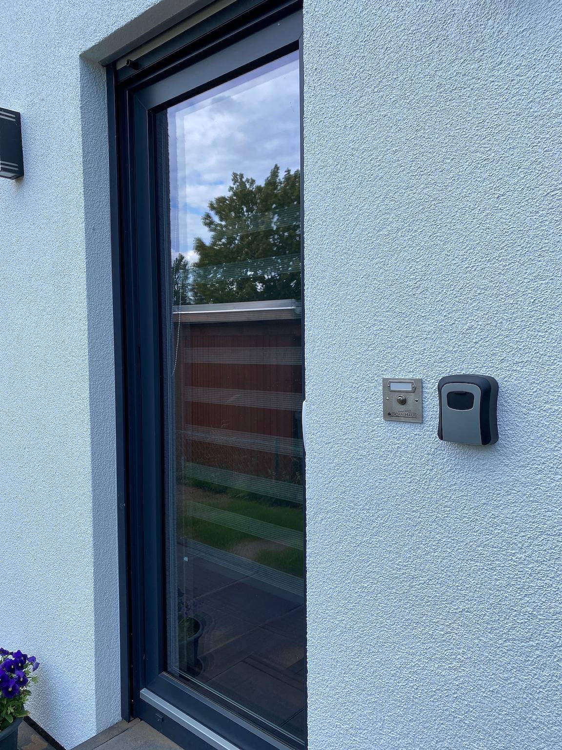Ganzes Studio, Apartment 'Zum Kölpiensee' mit gemeinsamer Terrasse, Gemeinschaftsgarten und Wlan in Peenemünde, Usedomer Norden