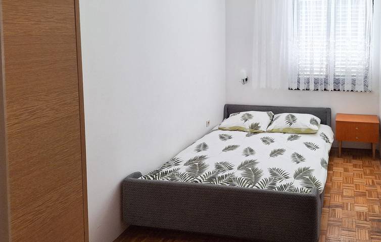 Gîte pour 6 personnes, avec terrasse à Novi Vinodolski - 3