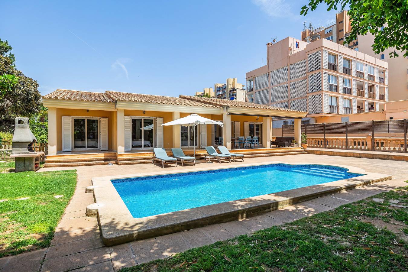 Ferienhaus 'Ramón' mit privatem Pool, Wi-Fi und Klimaanlage in Can Pastilla, Palma