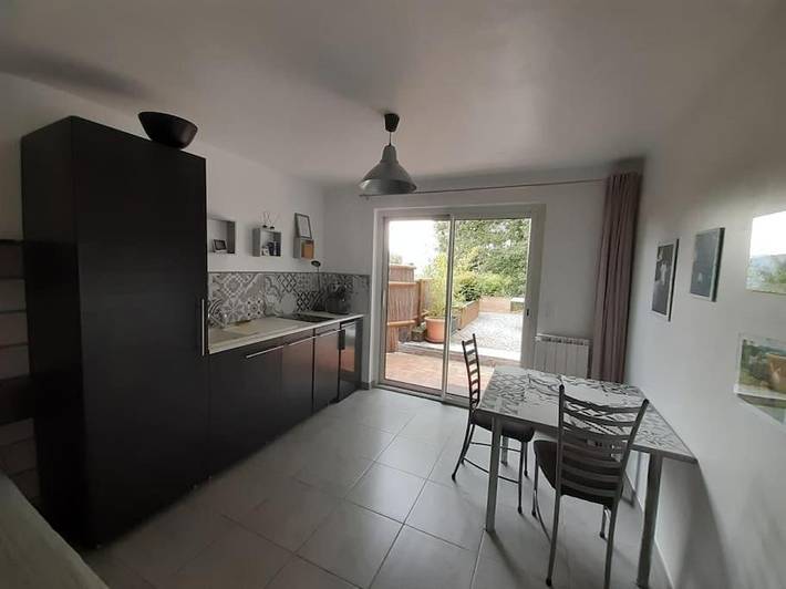 Location de vacances pour 2 personnes, avec jardin et vue à Les Haies - 3