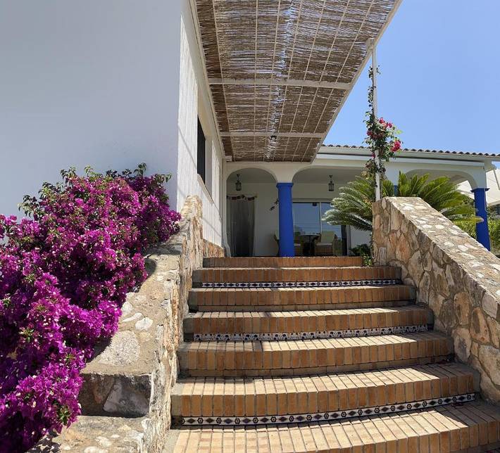 Chalet para 7 personas, con jardín además de piscina y vistas, Familias con niños en Cataluña - 4