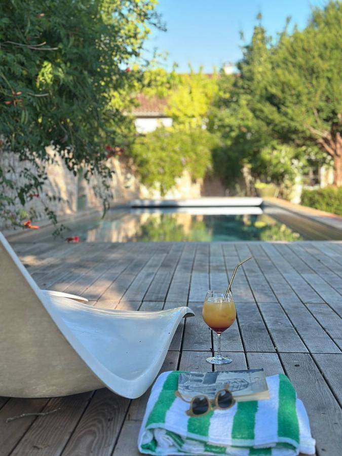 Chambre d’hôte pour 2 personnes, avec Terrasse ainsi que Jardin et Piscine
