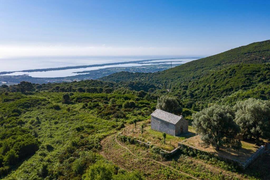 Appartement entier, One-Bedroom Apartment in Furiani, Cap Corse