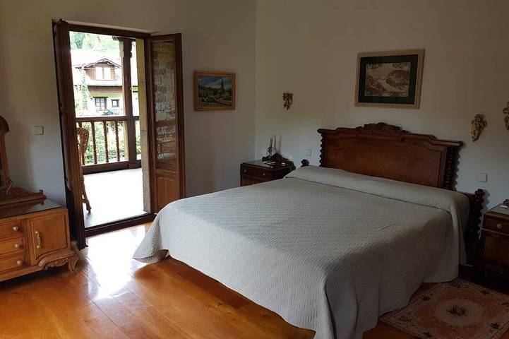 Casona Típica Montañesa En Picos De Europa (Potes) Con Jardin Privado in Camaleño, Cordillera Cantábrica