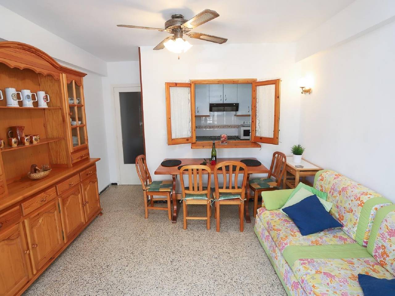Entire holiday apartment, 152-La Sirena - One bedroom apartment with air and for up to 4 people in Salou, Costa Dorada