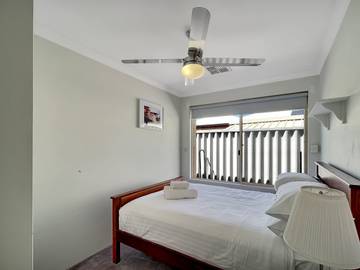 Holiday Rental for 10 People in Mandurah, Western Australia, Photo 4