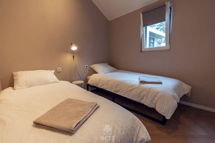 Luxury Wellness Lodge in a quiet, wooded area on the Salland Ridge in Sallandse Heuvelrug