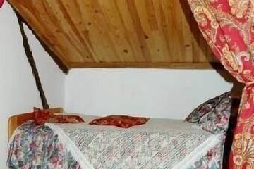 Gîte pour 7 Personnes dans Saint-Pierre-de-Trivisy, Parc naturel régional du Haut-Languedoc, Photo 3