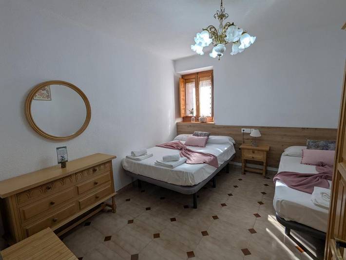 Gîte pour 10 personnes, avec balcon et vue, animaux acceptés à Vinuesa - 4