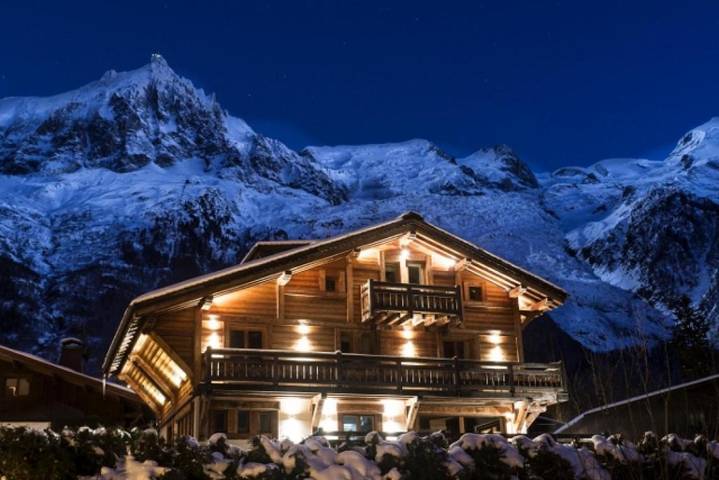 Willa dla 11 osób, z jacuzzi i ogród oraz sauna i taras, zwierzęta dozwolone w Chamonix-Mont-Blanc