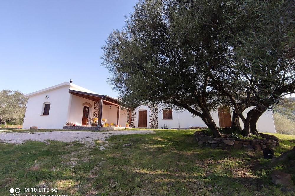 Agriturismo per 5 Persone in Dorgali, Golfo di Orosei